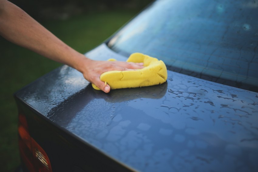 membersihkan mobil tanpa deterjen - kf aautocare jakarta selatan
